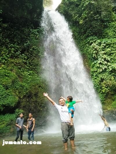 Foto Keindahan Air Terjun Talang Ogan