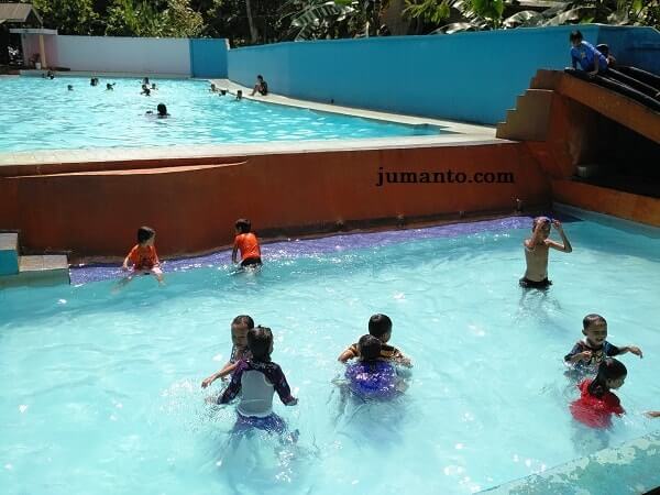 wisata kolam renang wiyono pesawaran lampung
