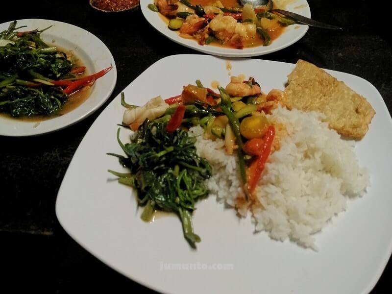 Review Resto Rumah Kayu Lampung Daftar Menu Harga Alamat Telp