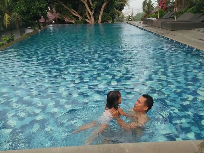 Cottage Bukit Mas Lampung dengan kolam renang cantiknya