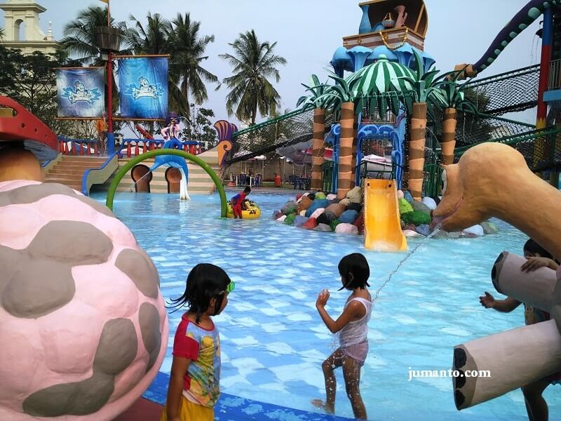 wisata kolam renang citra garden waterpark bandar lampung