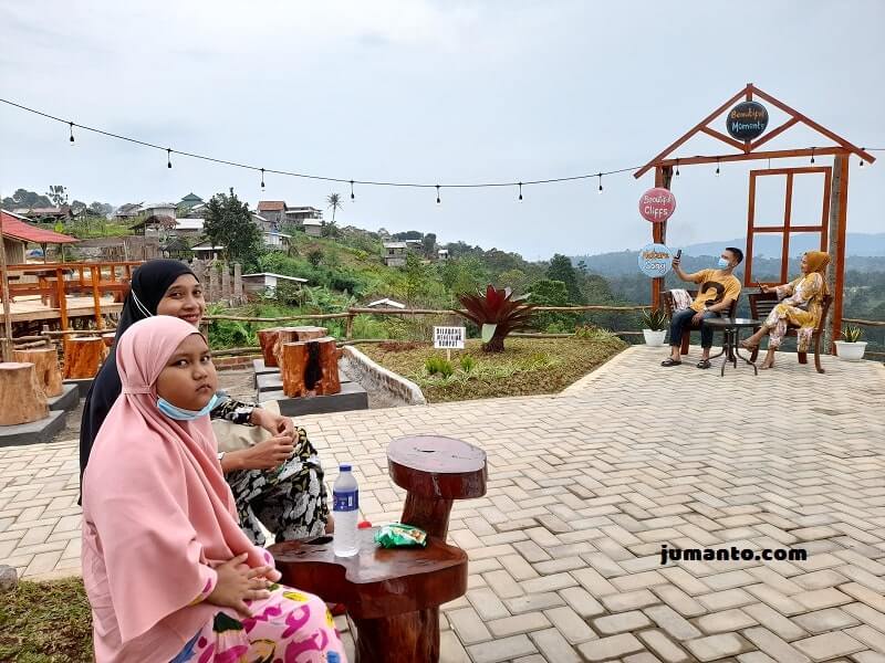 fasilitas dan wahana kampung vietnam bandar lampung